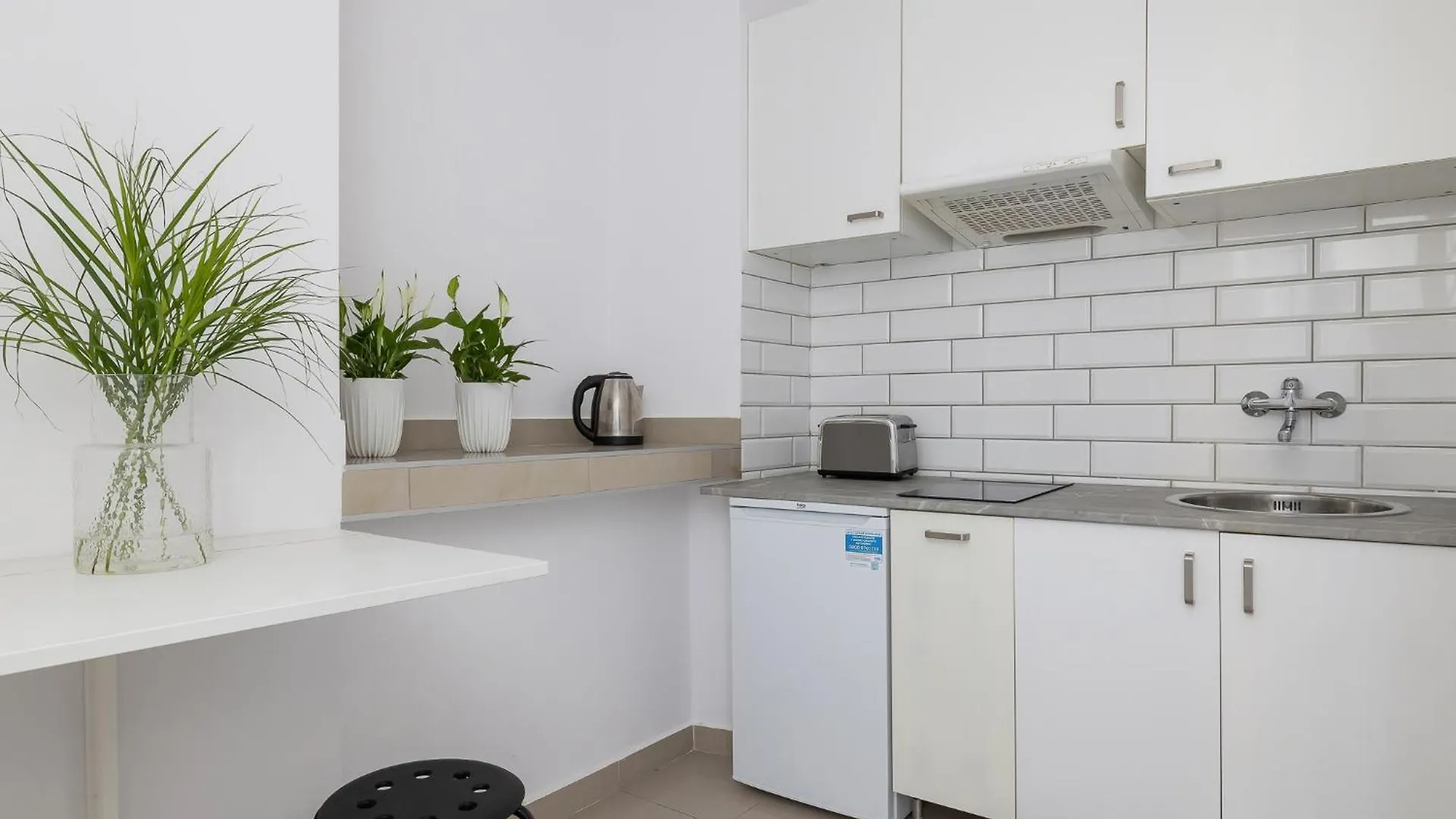 1-Bedroom Apartment - Dluga 65 Street Kraków