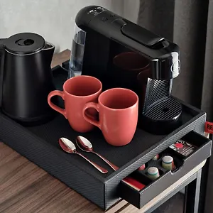 4* فندق Radisson Red & Radisson Red Apartments,